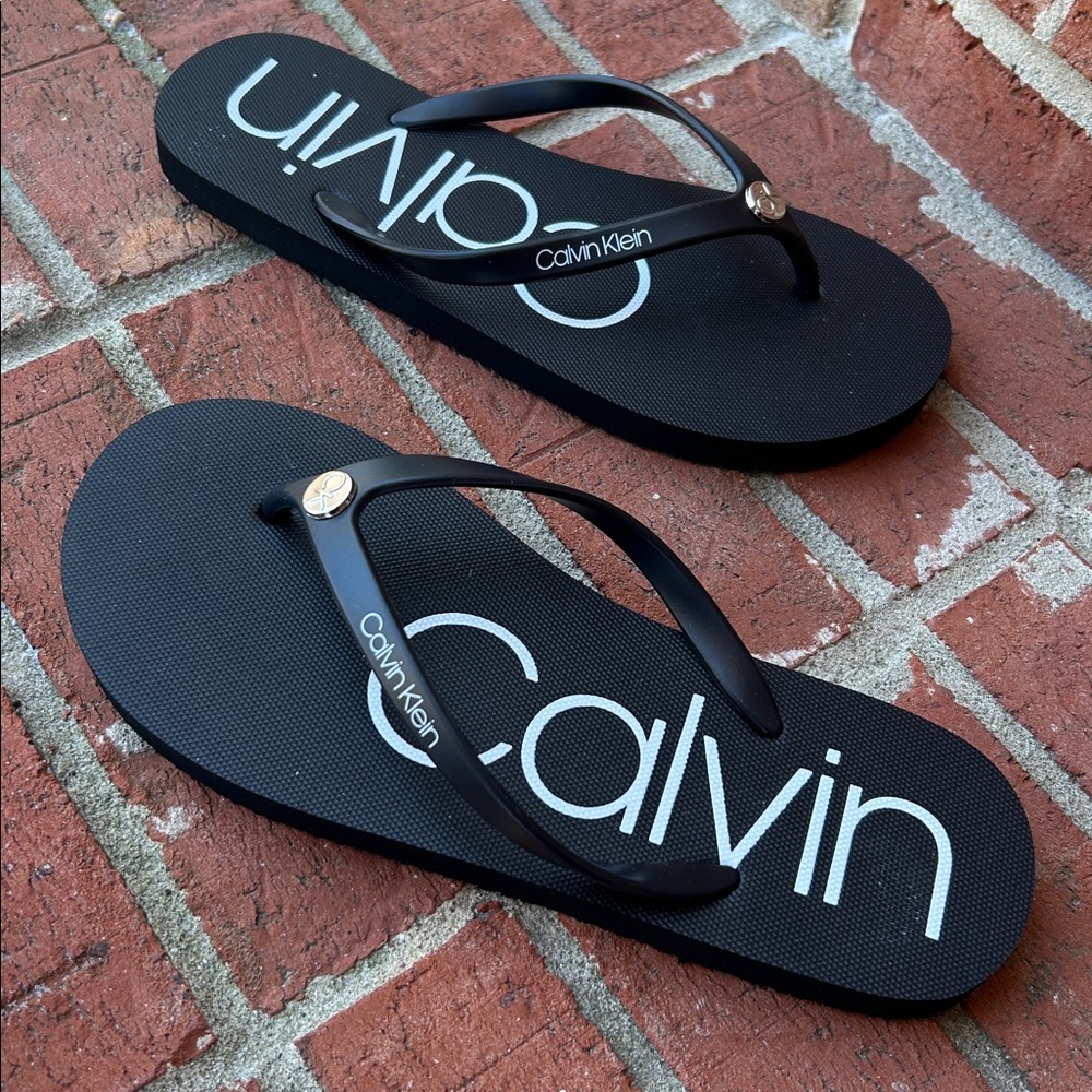 CALVIN KLEIN Black/White Logo Decal Accent Flip Flops